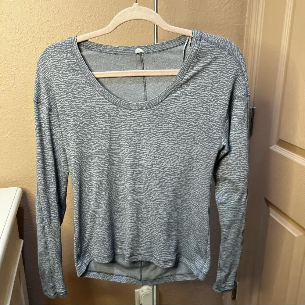 Lululemon Meant to Move Long Sleeve Athletic Tee